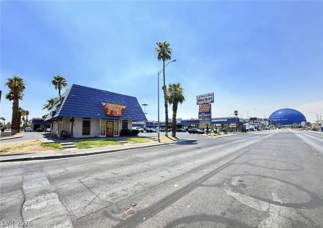536 North Circle Las Vegas NV 89119