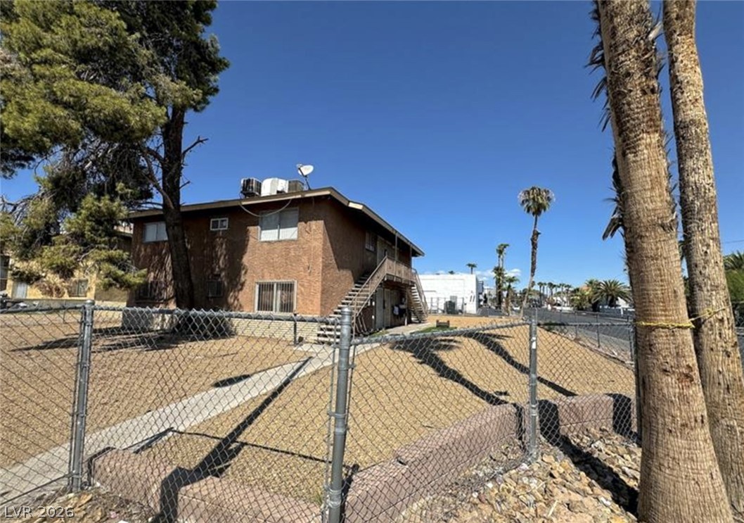 536 North Circle Las Vegas NV 89119