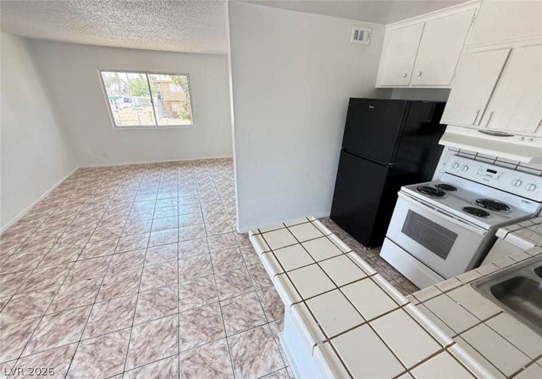 536 North Circle Las Vegas NV 89119