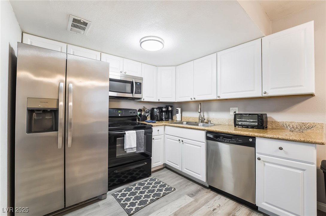 493 Mckellar Circle Las Vegas NV 89119