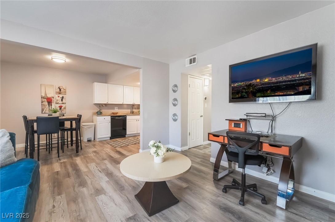 493 Mckellar Circle Las Vegas NV 89119
