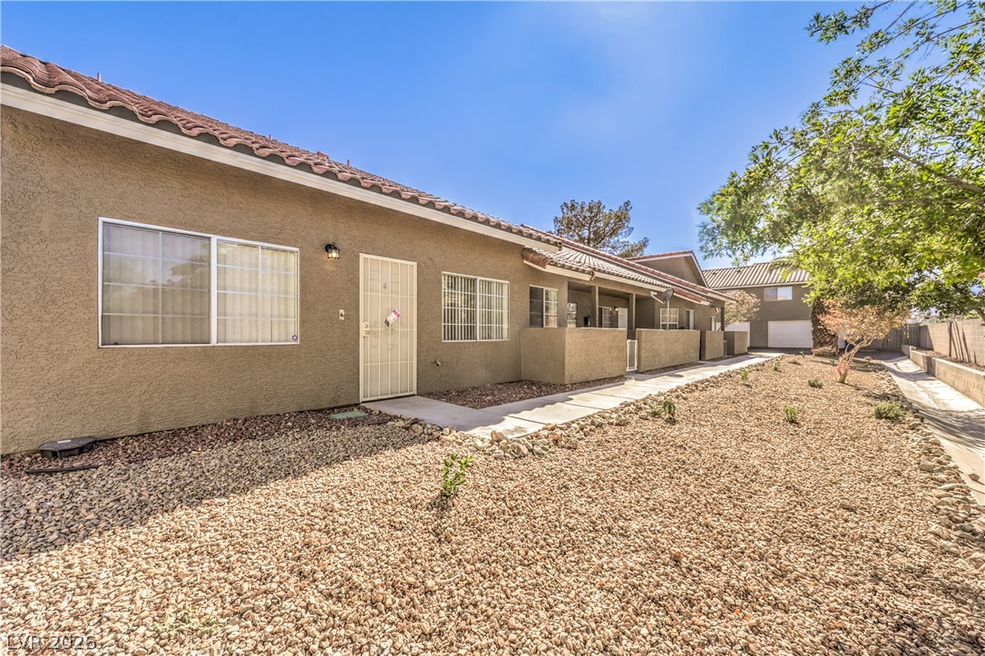 1332 Sunblossom Street Las Vegas NV 89128