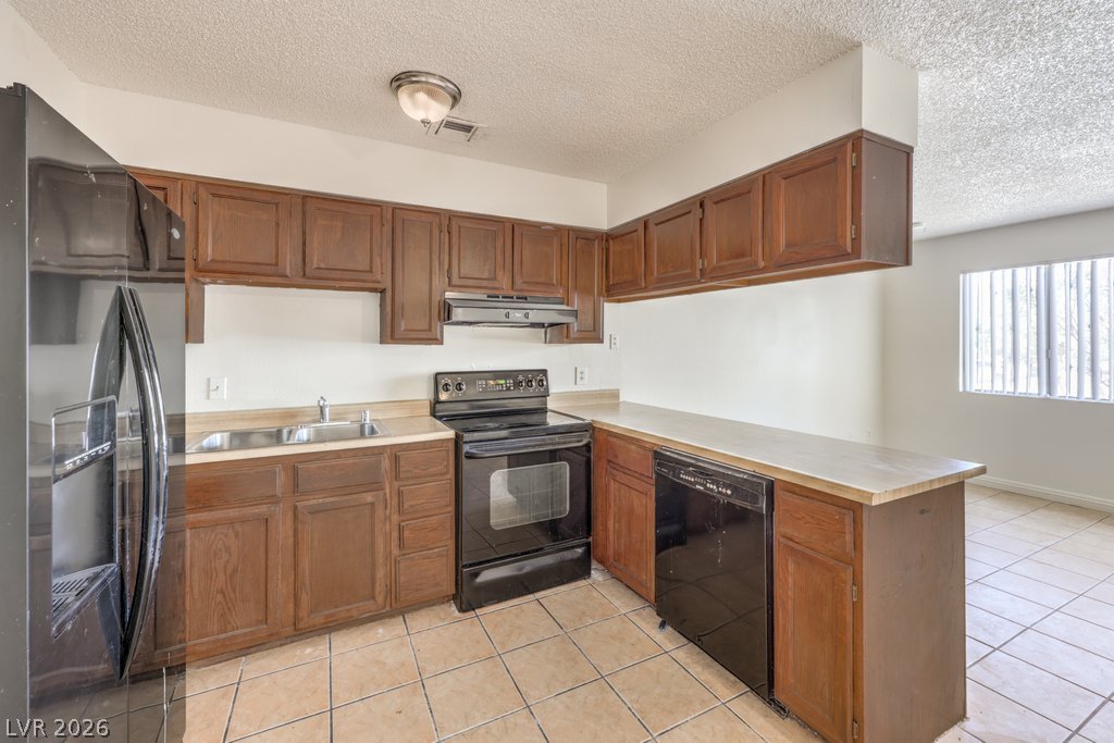 6979 Issac Avenue Las Vegas NV 89156