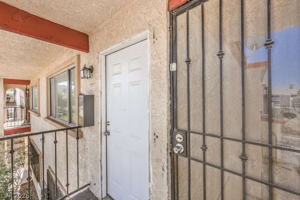 6979 Issac Avenue Las Vegas NV 89156
