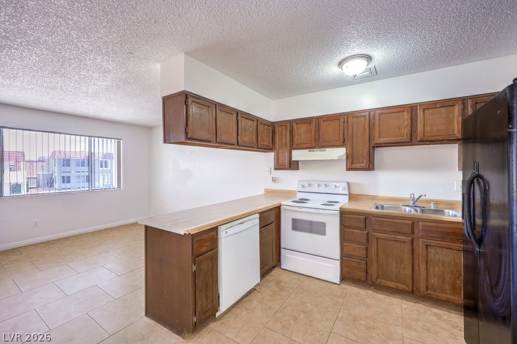 6979 Issac Avenue Las Vegas NV 89156