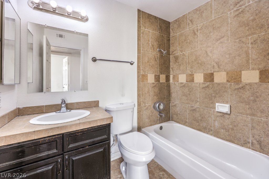 6979 Issac Avenue Las Vegas NV 89156