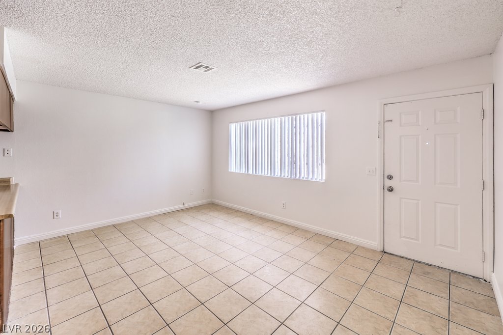 6979 Issac Avenue Las Vegas NV 89156