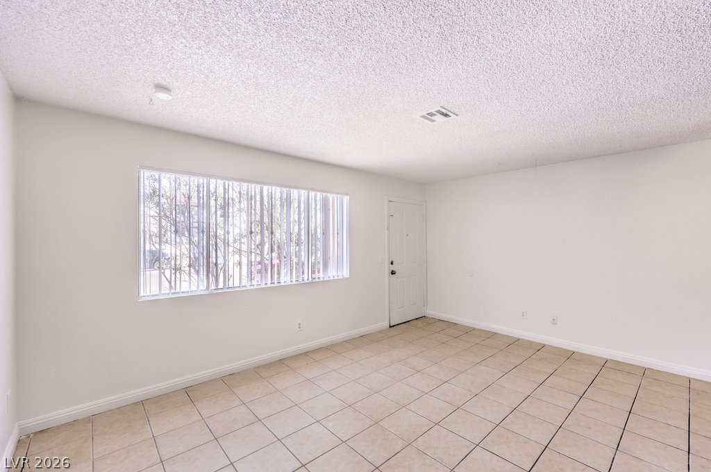 6979 Issac Avenue Las Vegas NV 89156
