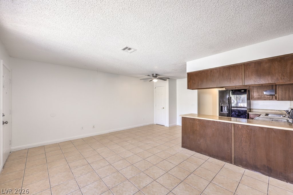 6979 Issac Avenue Las Vegas NV 89156