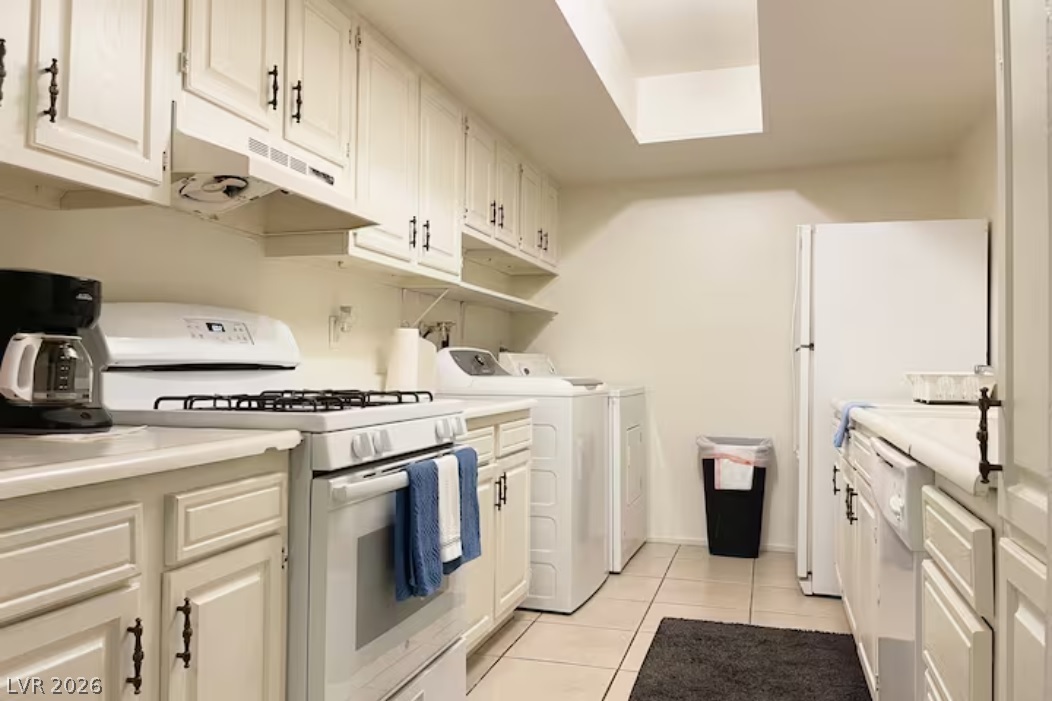 4650 Koval 14 Lane Las Vegas NV 89109