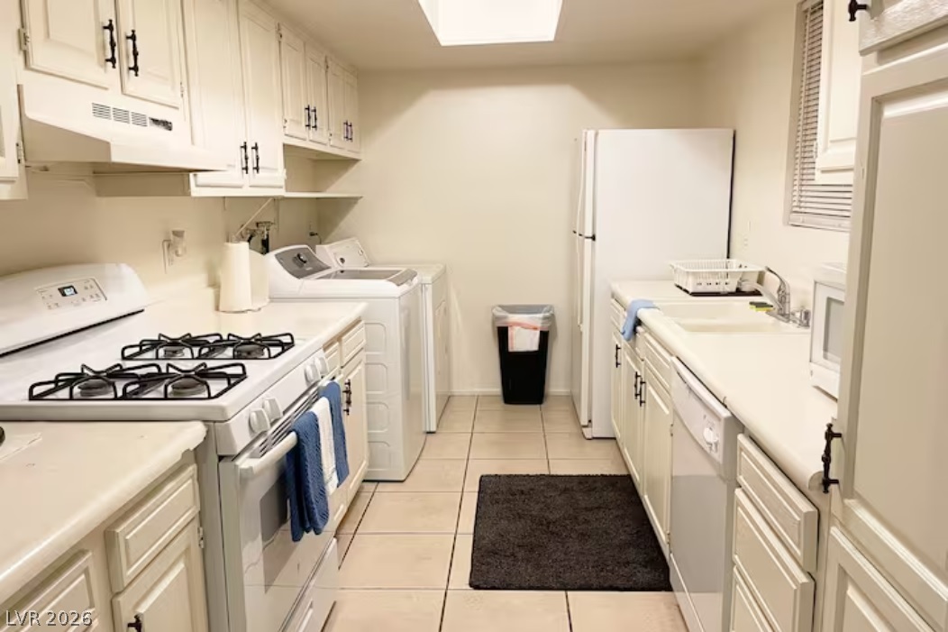 4650 Koval 14 Lane Las Vegas NV 89109