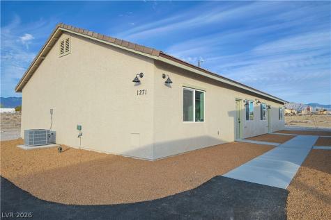 1100 Sixshooter Pahrump NV 89048