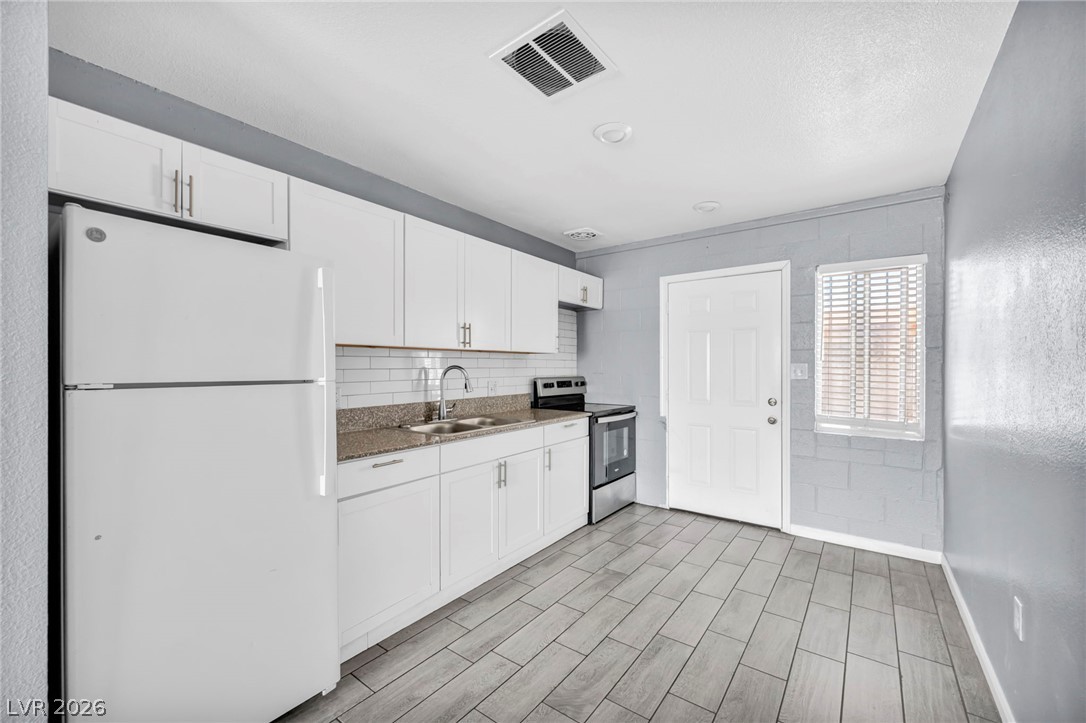 2527 Carroll Street North Las Vegas NV 89030