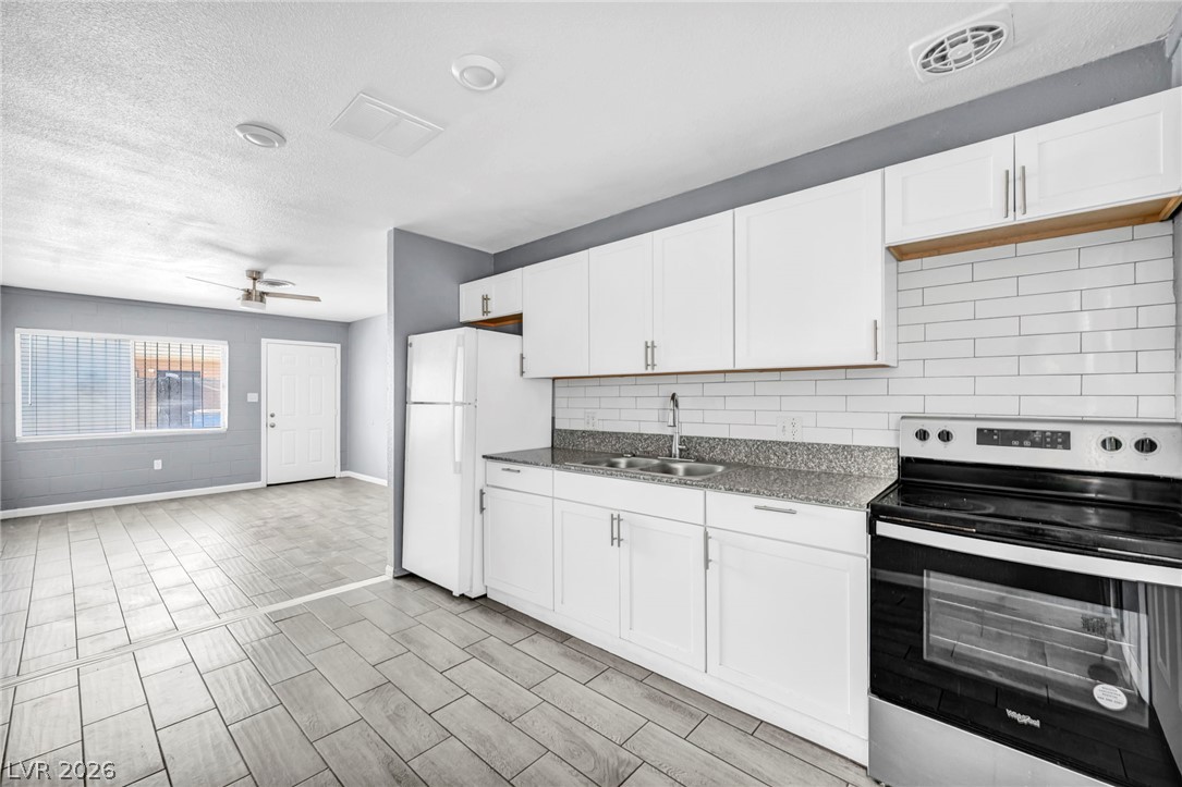 2527 Carroll Street North Las Vegas NV 89030