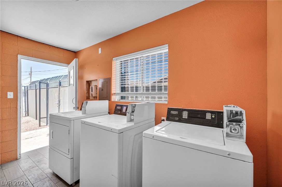 2527 Carroll Street North Las Vegas NV 89030