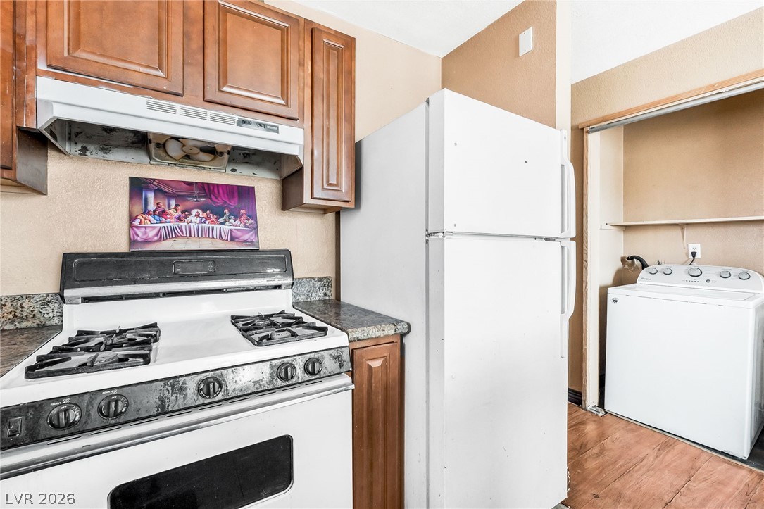 6914 Appleton Drive Las Vegas NV 89156