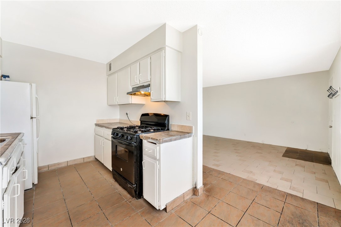 5104 Pebble Beach Boulevard Las Vegas NV 89108