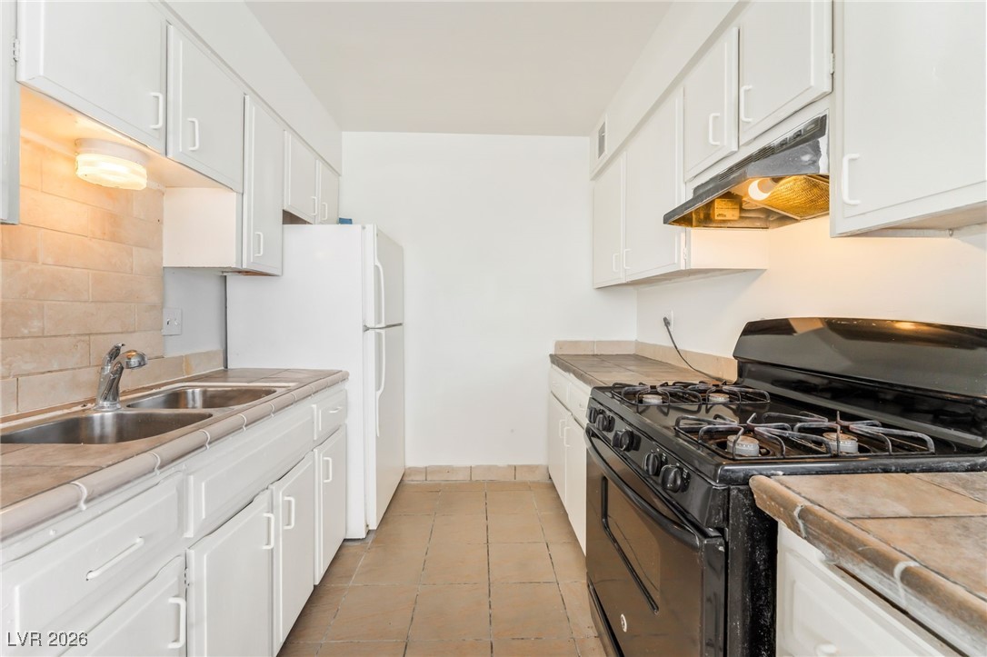 5104 Pebble Beach Boulevard Las Vegas NV 89108