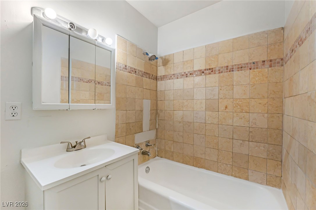 5104 Pebble Beach Boulevard Las Vegas NV 89108