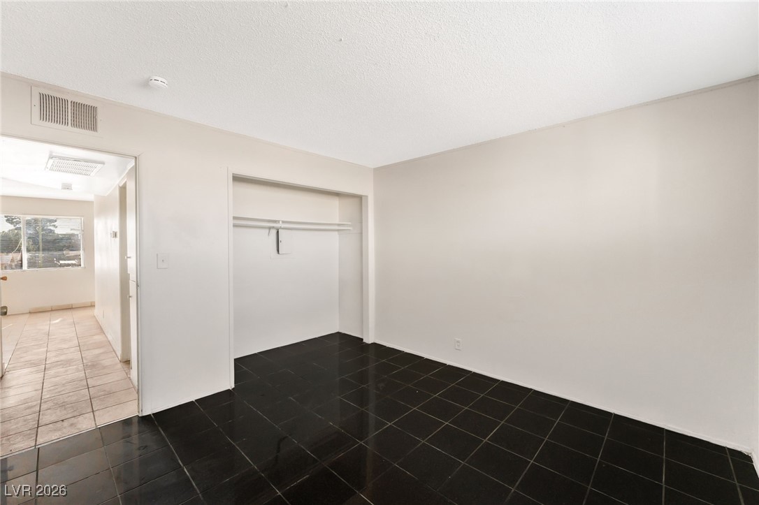 5104 Pebble Beach Boulevard Las Vegas NV 89108