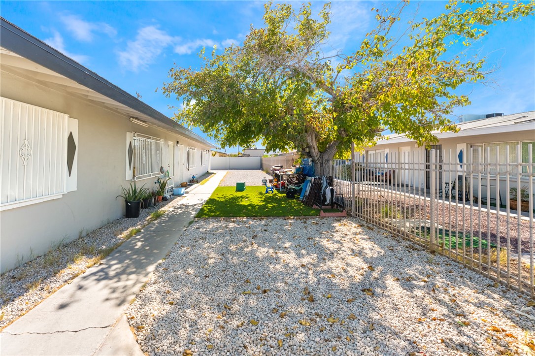 2516 Ellis Street North Las Vegas NV 89030