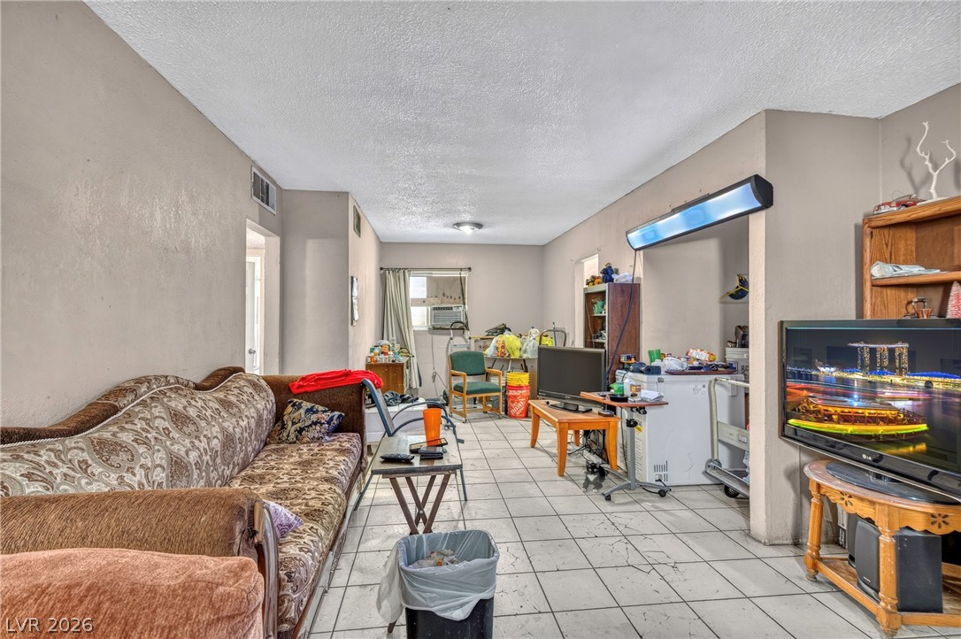 1715 Santa Paula Drive Las Vegas NV 89104