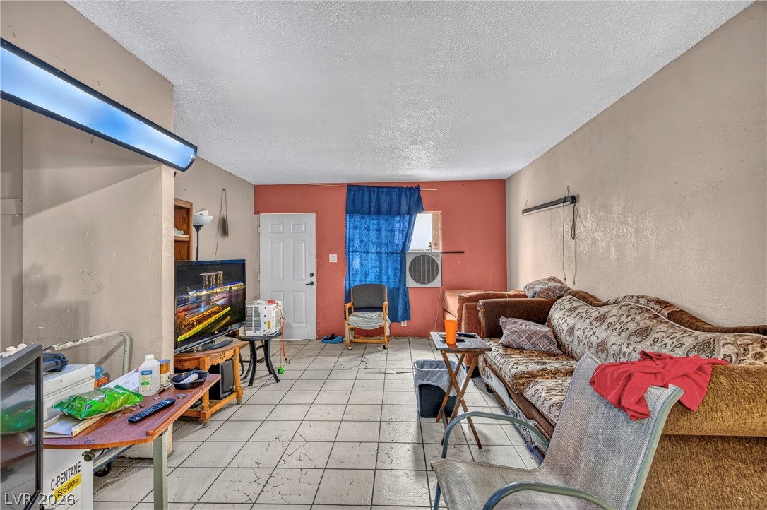 1715 Santa Paula Drive Las Vegas NV 89104