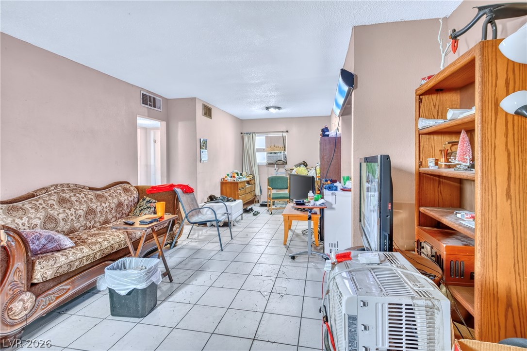 1715 Santa Paula Drive Las Vegas NV 89104