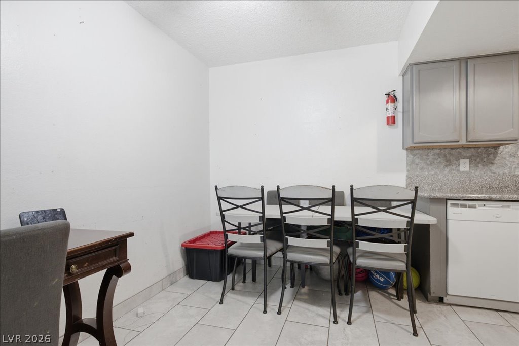 6148 Camino De Rosa Drive Las Vegas NV 89108