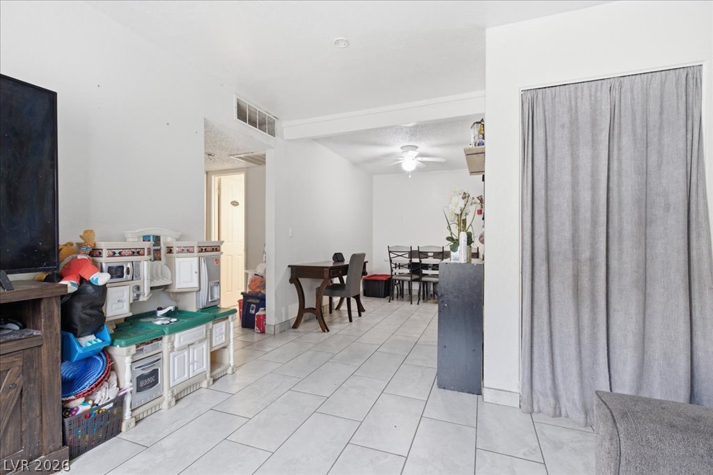 6148 Camino De Rosa Drive Las Vegas NV 89108