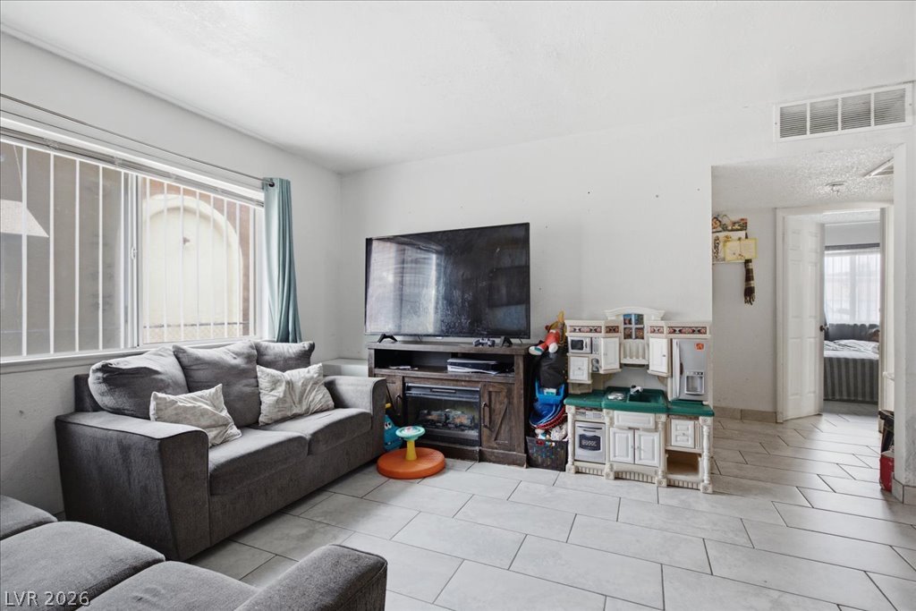 6148 Camino De Rosa Drive Las Vegas NV 89108