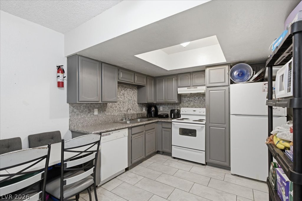 6148 Camino De Rosa Drive Las Vegas NV 89108