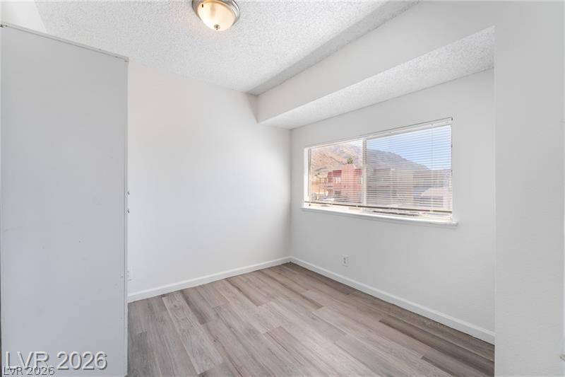 6982 Hopkins Drive Las Vegas NV 89156