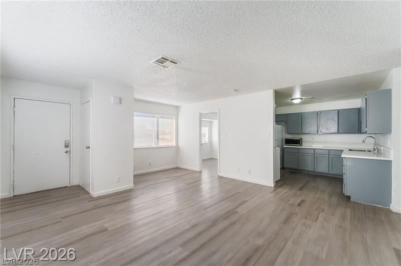 6982 Hopkins Drive Las Vegas NV 89156