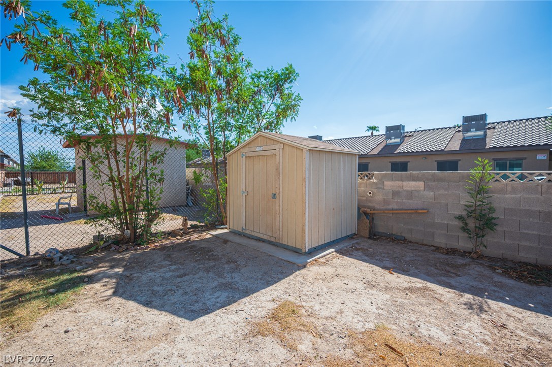 1524 Henry Drive Las Vegas NV 89110