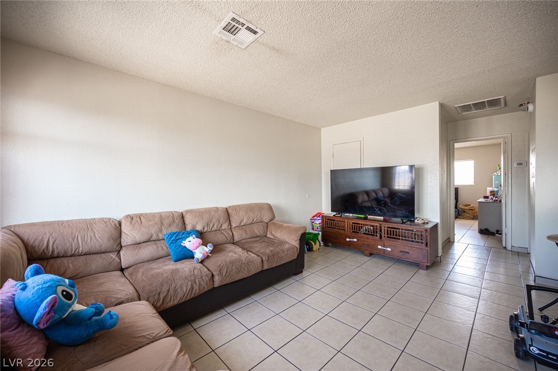 1524 Henry Drive Las Vegas NV 89110