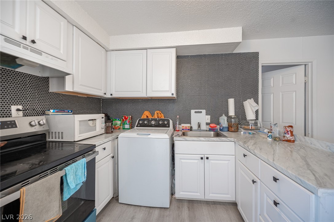 2937 Stewart Avenue Las Vegas NV 89101