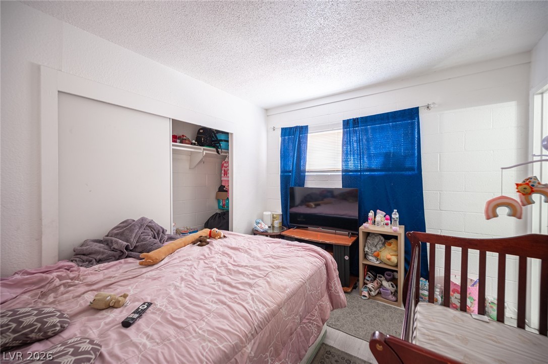 2937 Stewart Avenue Las Vegas NV 89101