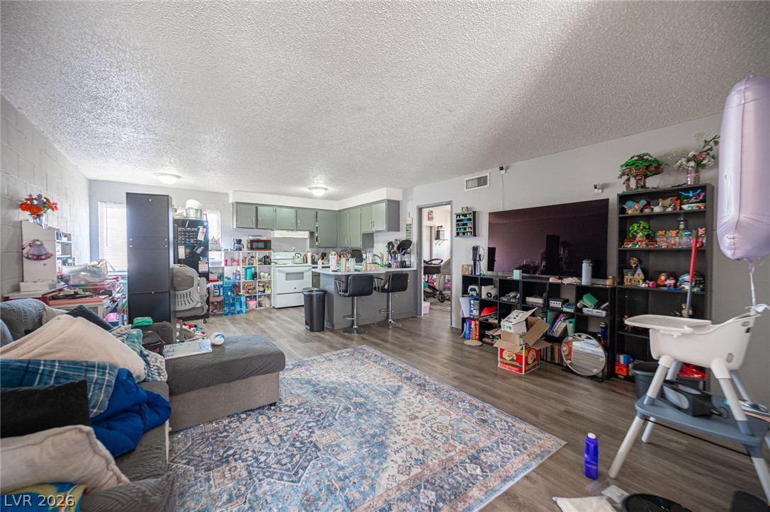 2937 Stewart Avenue Las Vegas NV 89101