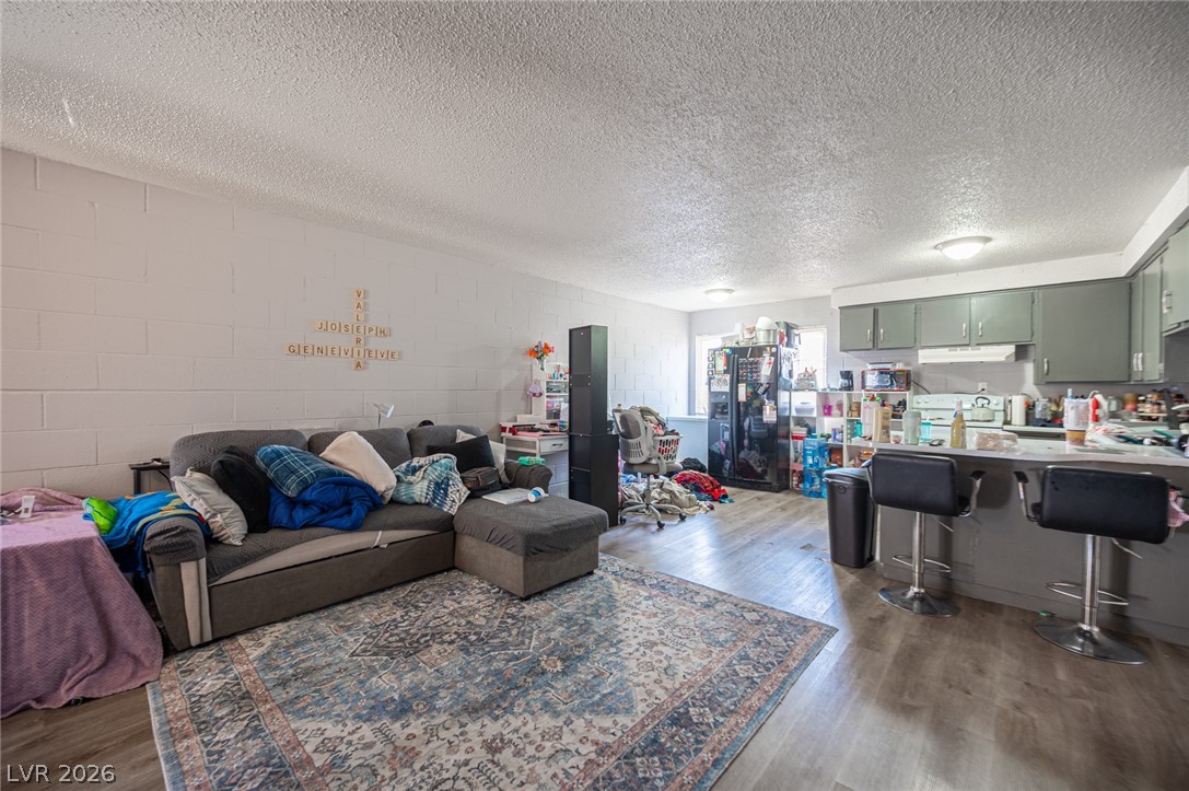 2937 Stewart Avenue Las Vegas NV 89101
