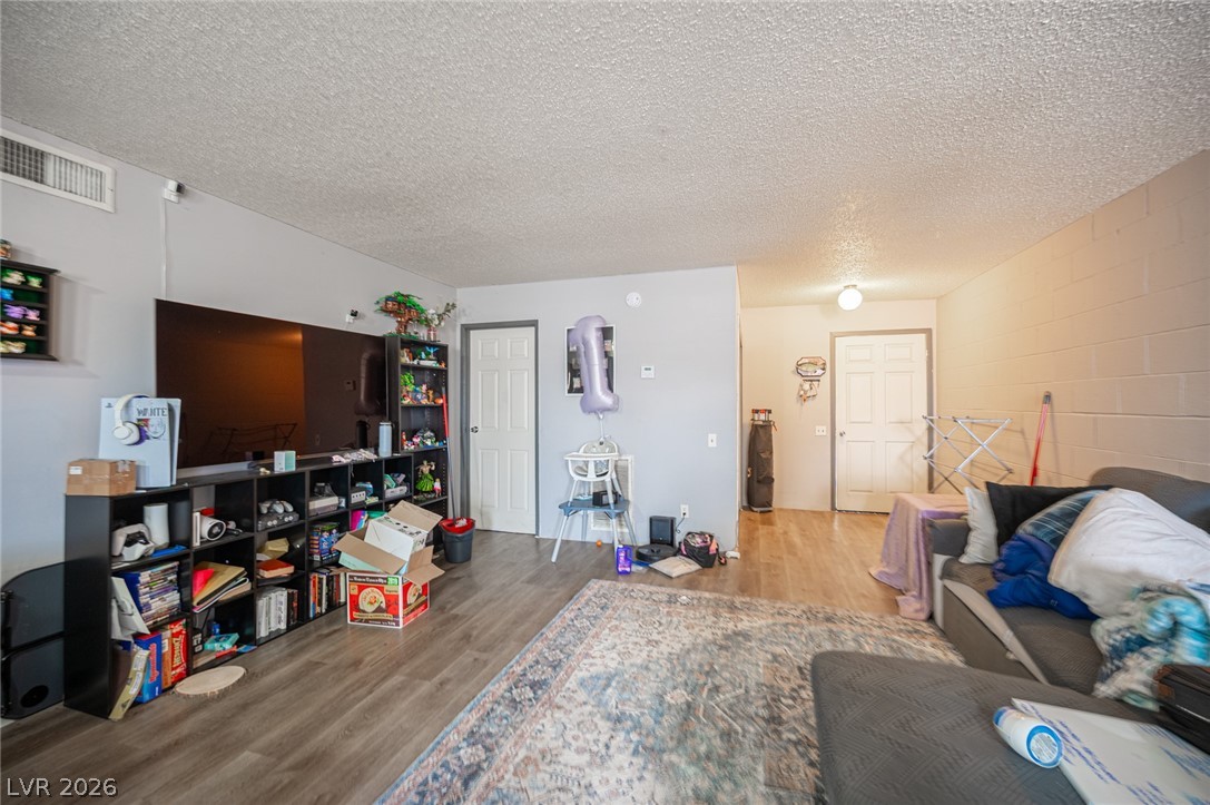 2937 Stewart Avenue Las Vegas NV 89101