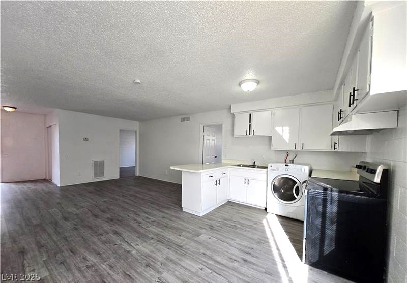 2937 Stewart Avenue Las Vegas NV 89101