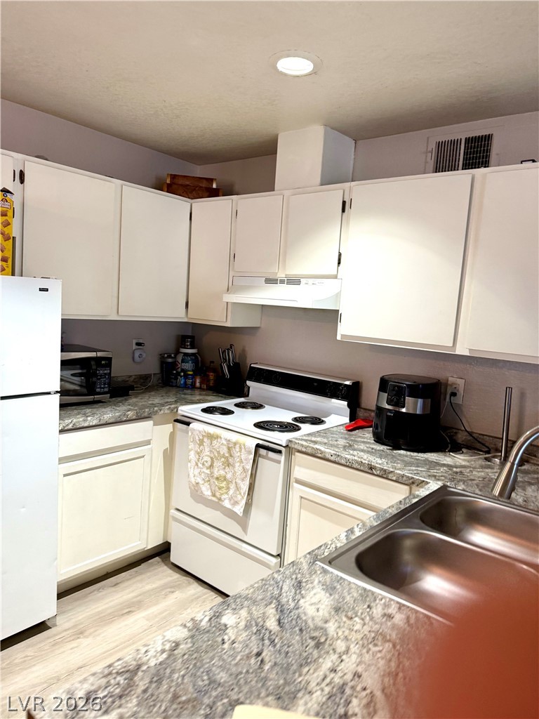 1830 Dwarf Star Drive Las Vegas NV 89115