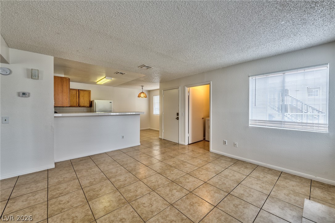 2777 Aarondavid Drive Las Vegas NV 89121