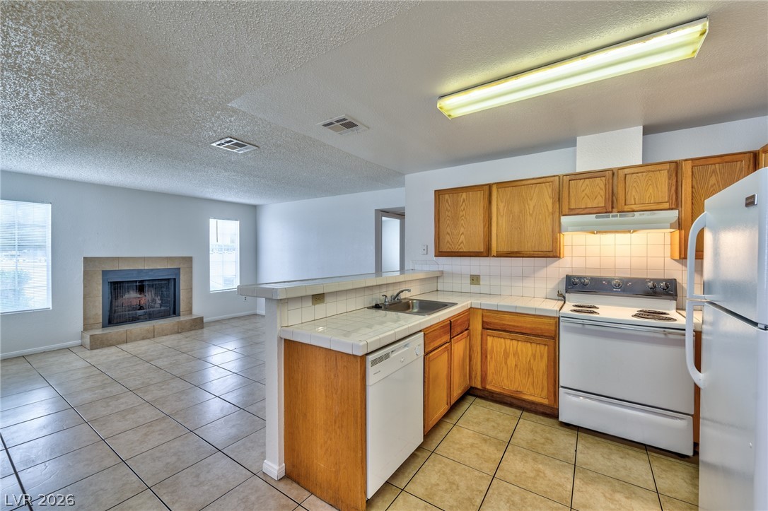 2777 Aarondavid Drive Las Vegas NV 89121