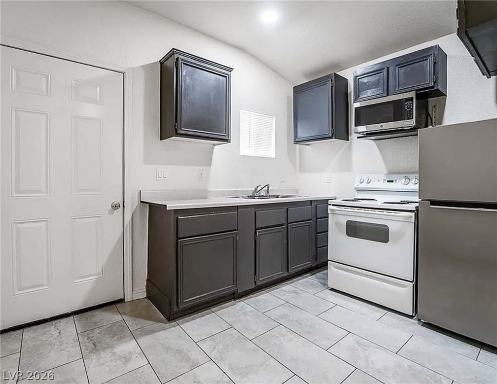 2100 Stewart Avenue Las Vegas NV 89101