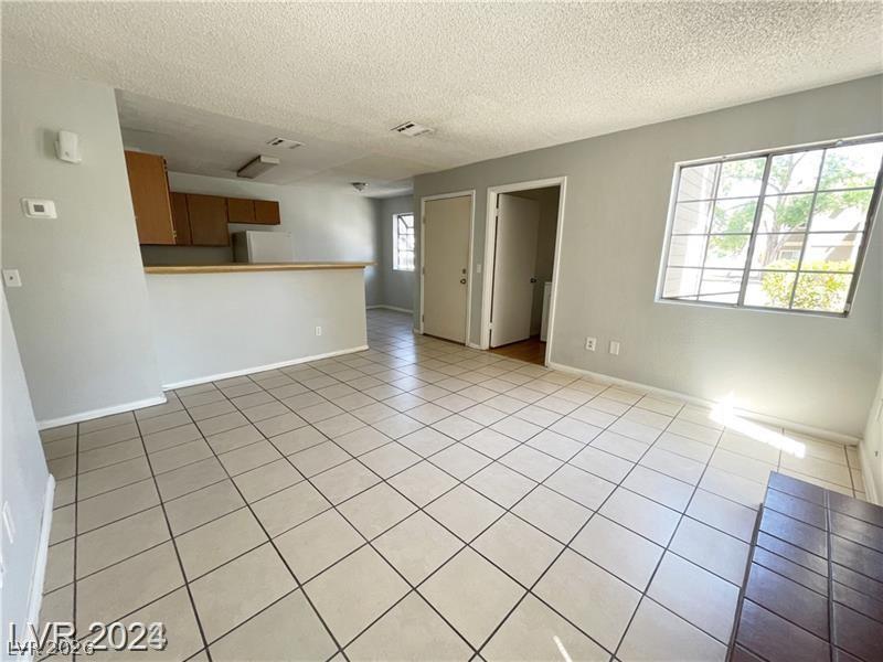 2707 Aarondavid Drive Las Vegas NV 89121