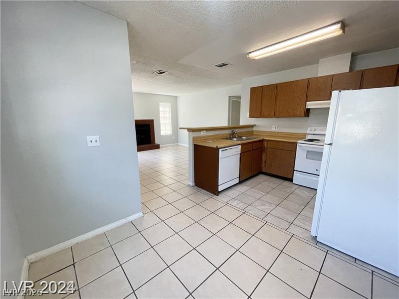 2707 Aarondavid Drive Las Vegas NV 89121