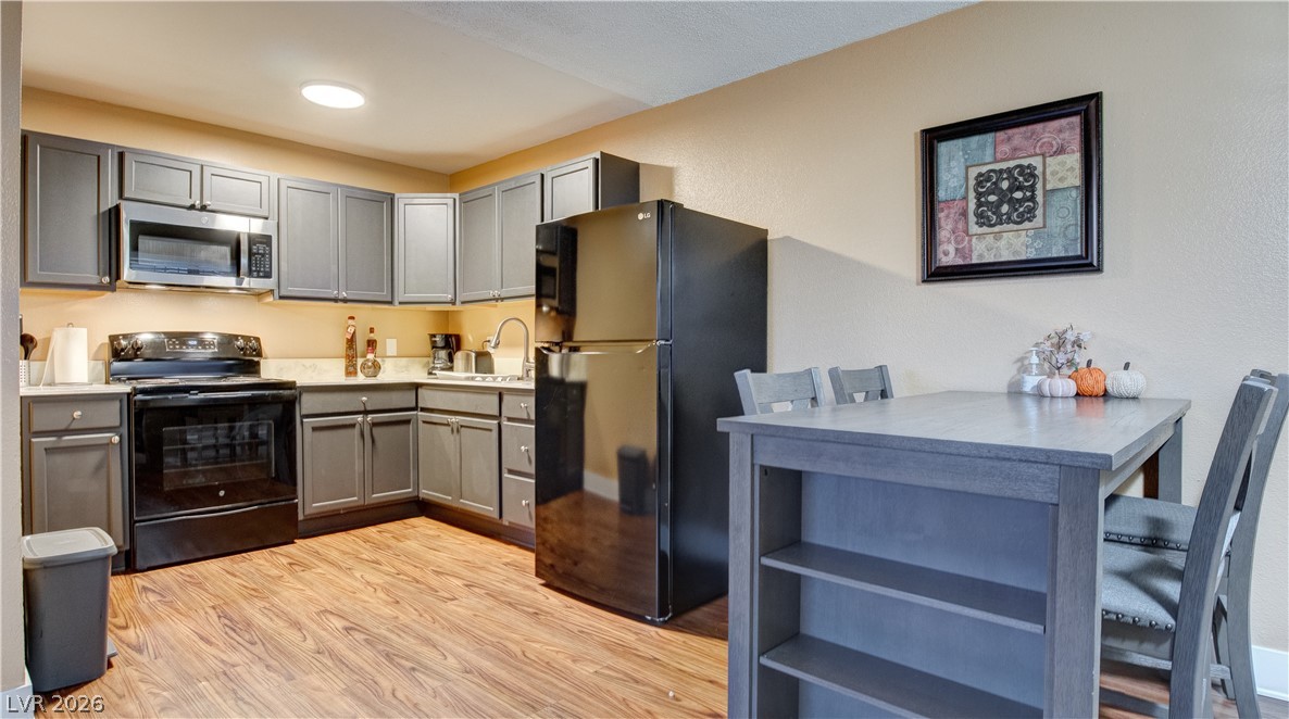 504 Albert Avenue Las Vegas NV 89119