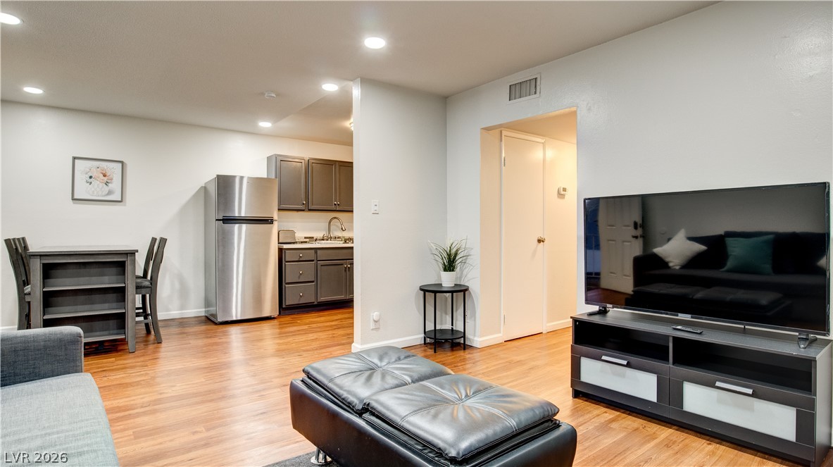 504 Albert Avenue Las Vegas NV 89119